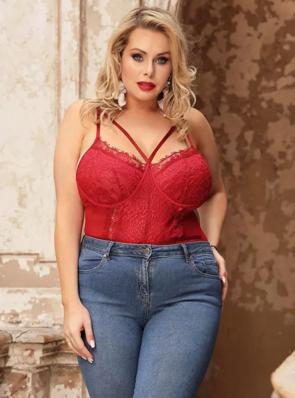 Body rouge en dentelle grande taille Thalia (4)