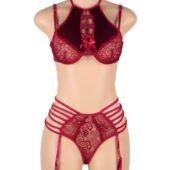Ensemble dentelle et velours rouge Elna (3) Ensemble dentelle et velours rouge Elna