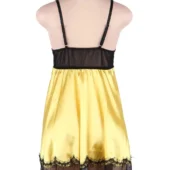 Nuisette satin jaune et dentelle noire (3) Nuisette satin jaune et dentelle noire