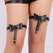 Jarretière en cuir noeud papillon avec Jarretelle (3) Jarretière en cuir noeud papillon avec Jarretelle (3)