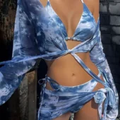 Bikini sexy + cache cœur et paréo Farah (avant porté)
