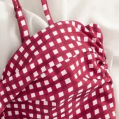 Maillot de bain deux pièces imprimé Vichy Lilith (zoom haut) Maillot de bain deux pièces imprimé Vichy Lilith (zoom haut)