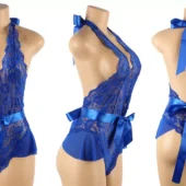 Body décolleté bleu en dentelle Sienna (vue réelle)