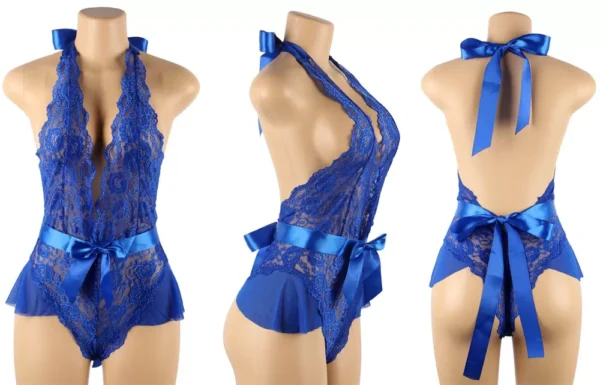 Body décolleté bleu en dentelle Sienna (vue réelle)