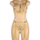 Lingerie transparente à fleurs jaune Summer (mannequin face)