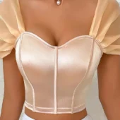 Coutures verticales galbantes du bustier Fanny, soulignant la taille et le buste