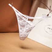 String asymétrique brodé Velia (blanc)