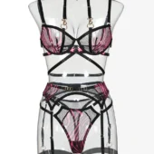 Ensemble zébré rose porté sur mannequin, vue de face — Shivaleecious