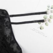 Body dentelle florale manches courtes jarretières