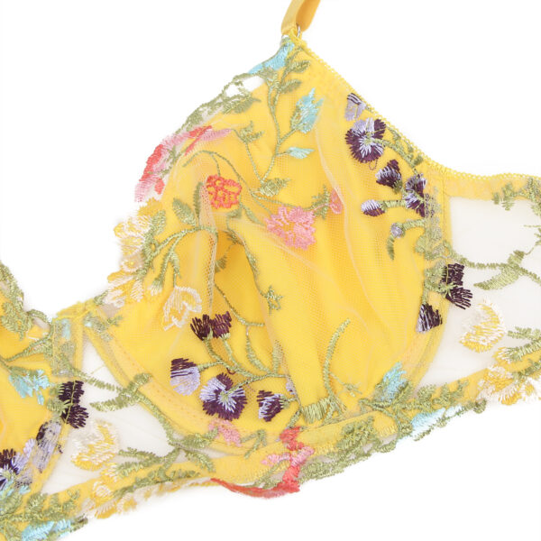 Ensemble broderie florale 4 pièces jaune Floralie