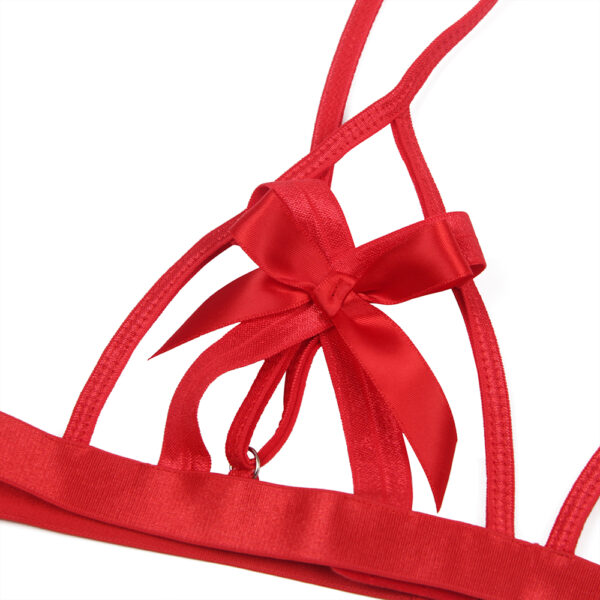 Ensemble harnais nœuds satin et menottes rouge Amora (2) Ensemble harnais nœuds satin et menottes rouge Amora