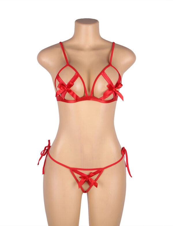 Ensemble harnais nœuds satin et menottes rouge Amora (6) Ensemble harnais nœuds satin et menottes rouge Amora