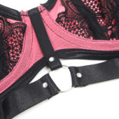 Ensemble soutien-gorge armaturé rose et noir Iris (4) Ensemble soutien-gorge armaturé rose et noir Iris