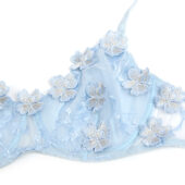 Ensemble triangle tulle fleurs brodées 3D Camélia bleu (6) Ensemble triangle tulle fleurs brodées 3D Camélia