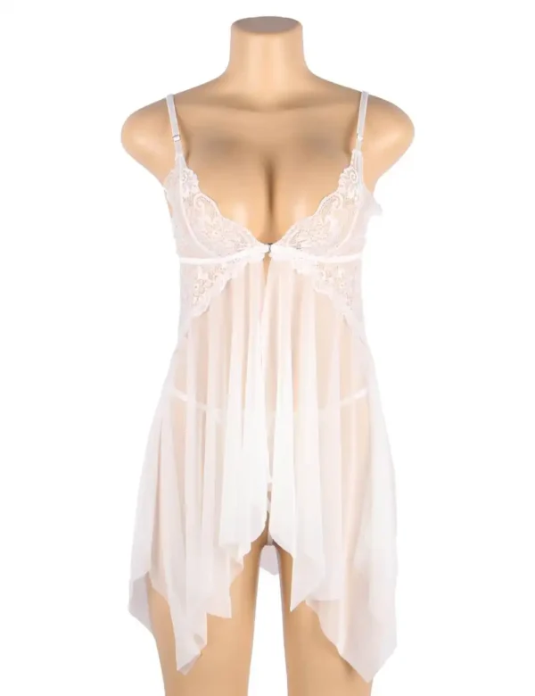 Nuisette blanche transparente ouverte devant
