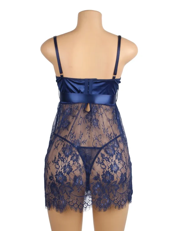 Nuisette bleue en dentelle florale et ruban satin