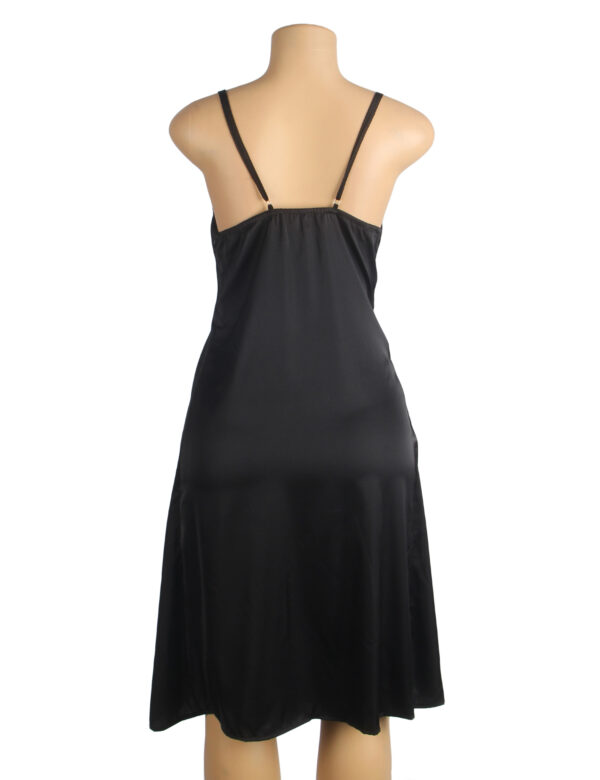 Nuisette longue satin fendue dentelle noire (2) Nuisette longue satin fendue dentelle noire