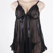 Nuisette noire à décolleté fleuri et nœud satin (6) Nuisette noire à décolleté fleuri et nœud satin