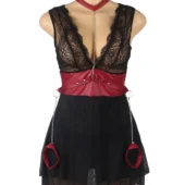 Nuisette noire à harnais rouge et chaînes (5) Nuisette noire à harnais rouge et chaînes