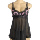 Nuisette noire en tulle à fleurs roses