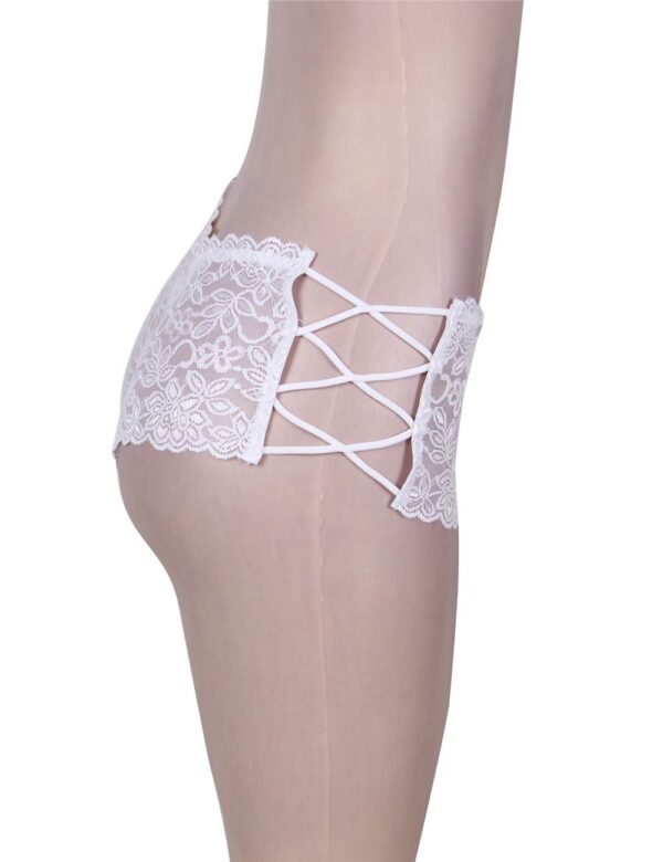 Shorty blanc hanches lacées Nélia (5) Shorty blanc hanches lacées Nélia