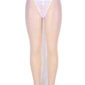 String blanc de mariée avec voile (3) String blanc de mariée avec voile Elowen